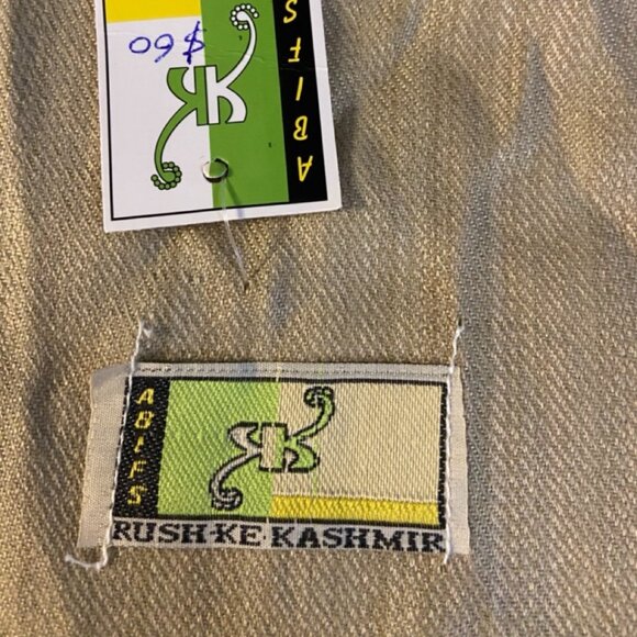 ✨ Fine New Wool Pashmina with Metallic Embroidery – Camel – 8ft x 43in ✨ NWT - Picture 5 of 12